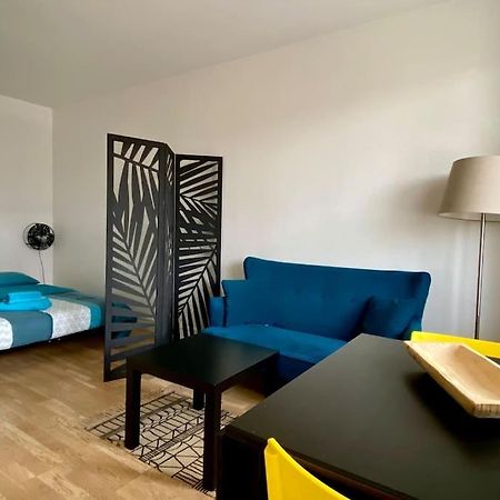 Beau Studio Cosy Et Calme - Face A La Gare De Rosny-Sous-Bois - 20Mn De Paris Et Disneyland Εξωτερικό φωτογραφία