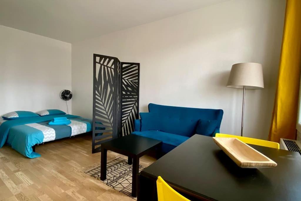 Beau Studio Cosy Et Calme - Face A La Gare De Rosny-Sous-Bois - 20Mn De Paris Et Disneyland Εξωτερικό φωτογραφία